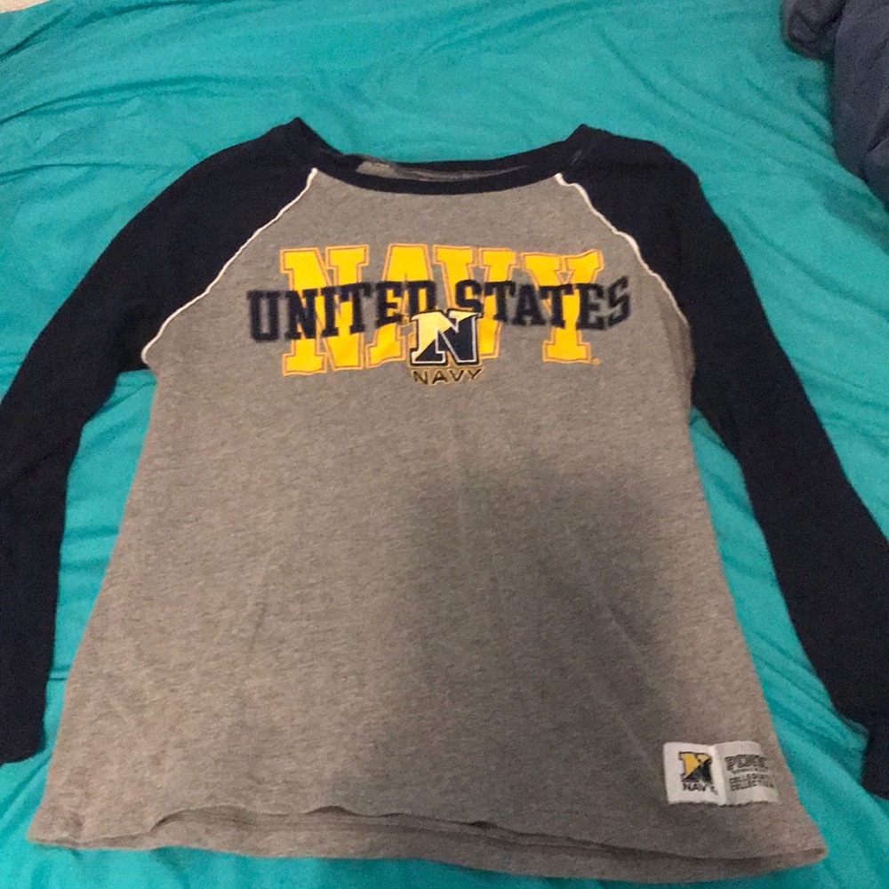 USN 3/4 sleeve top